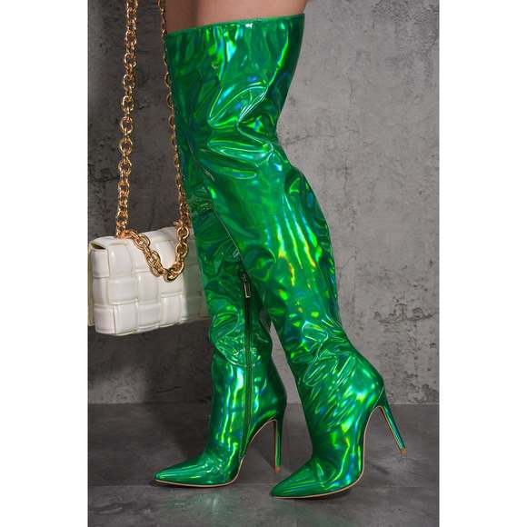 CAPE ROBBIN Shoes - NWT**CAPE ROBBIN BEMILIA - GREEN GREEN 5 | ALL OFFERS / COUNTEROFFERS WELCOME